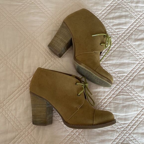 ❤️GUC Chinese Laundry Boots(size 9)❤️ - Picture 3 of 10